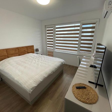 Dety'S Apartment Burgas City Exterior foto